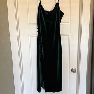 Skies Are Blue Velvet Dark Green Midi Dress
